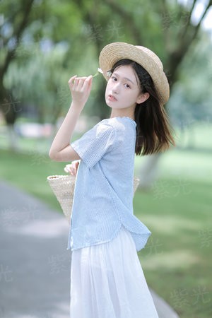 你的眼睛最亮的光芒